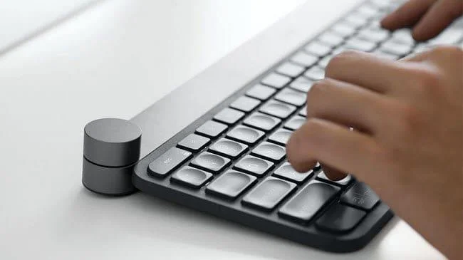 Logitech CRAFT Advanced Wireless Keyboard Review
