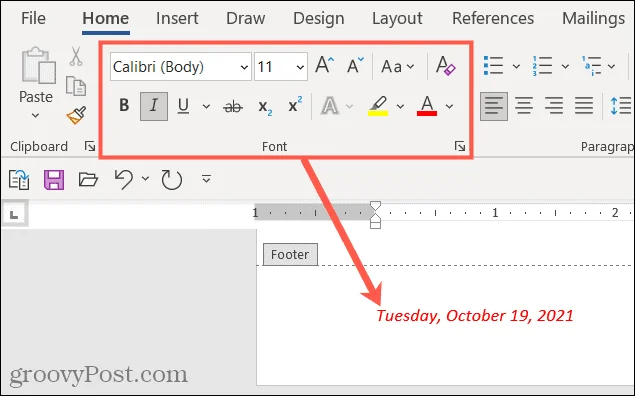 Slik setter du inn tilpassede topp- og bunntekster i Microsoft Word