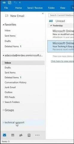 Jak přidat další poštovní schránku do programu Outlook