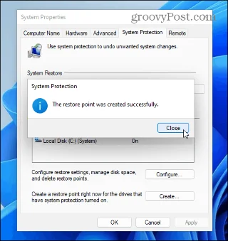 Hvordan lage et gjenopprettingspunkt på Windows 11