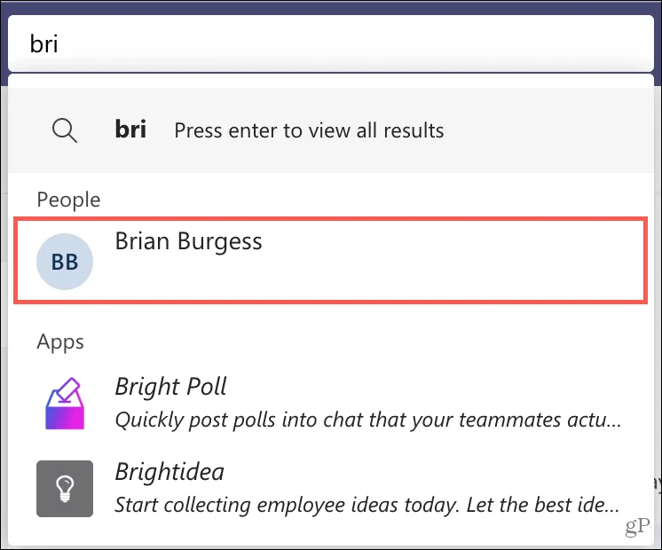 Csevegés törlése vagy elrejtése a Microsoft Teamsben