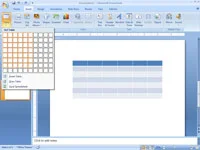 Kā ievietot tabulu PowerPoint 2007 slaidā