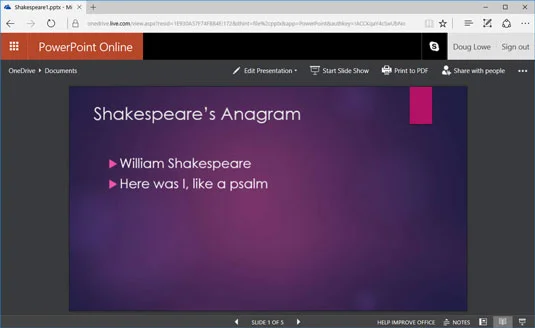 Zdieľaná prezentácia otvorená vo webovej aplikácii PowerPoint