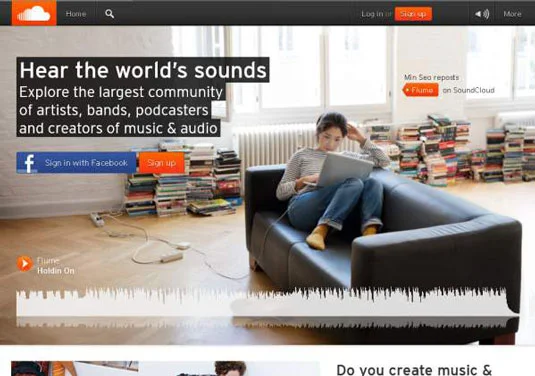 Hvordan bruke SoundCloud til å være vert for lydfiler i Dreamweaver