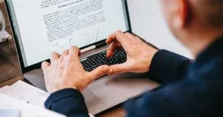 Как да изтриете горни и долни колонтитули в таблици в PDF документи