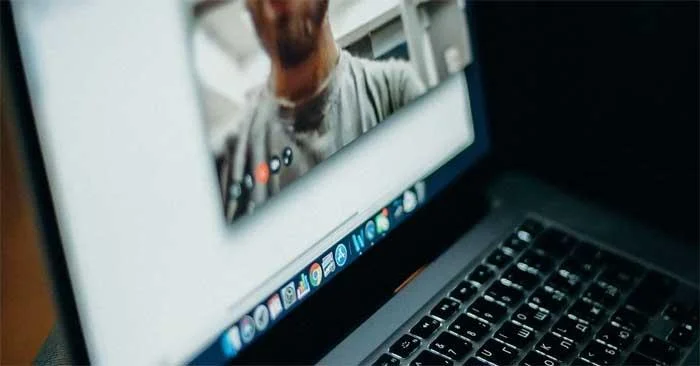 Kako zmanjšati hrup pri klicu Facetime na Macu