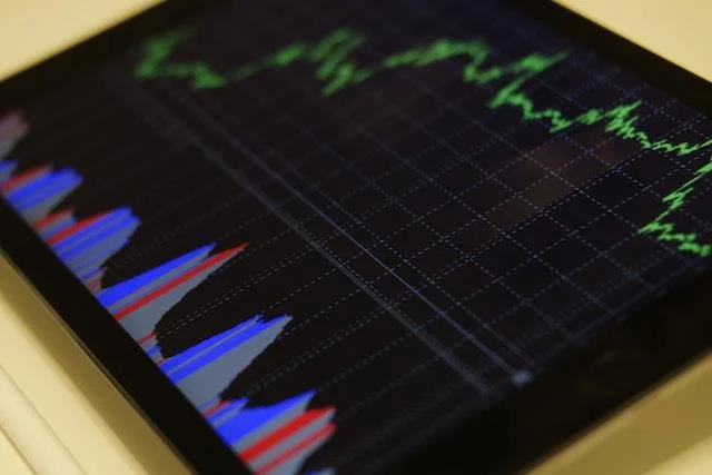 Data Scientist vs Data Analyst: keskeiset erot selitettyinä