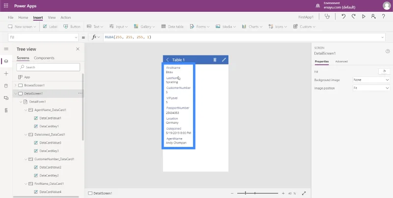 Power Apps -lomakkeet ja tietokortit yksityiskohdassa